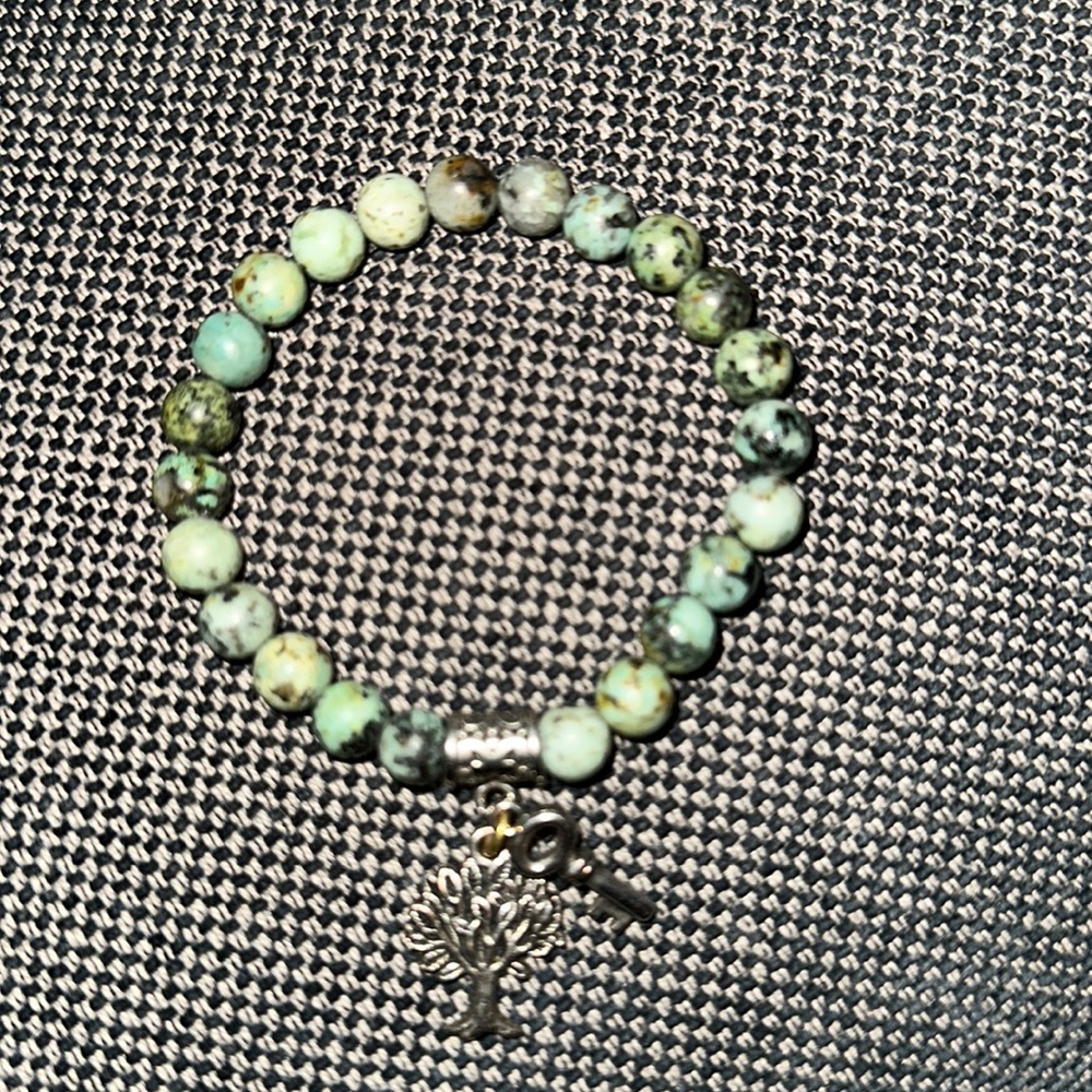 Gorgeous bracelet